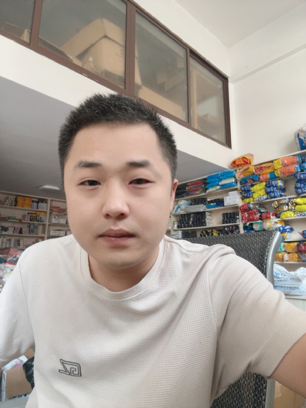 五是五的第三张照片--阜阳相亲服务中心