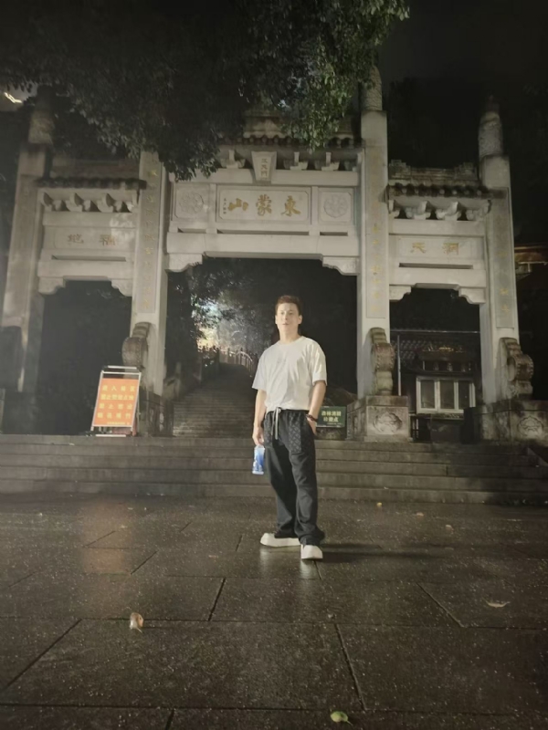 慕晨的第一张照片--阜阳相亲服务中心