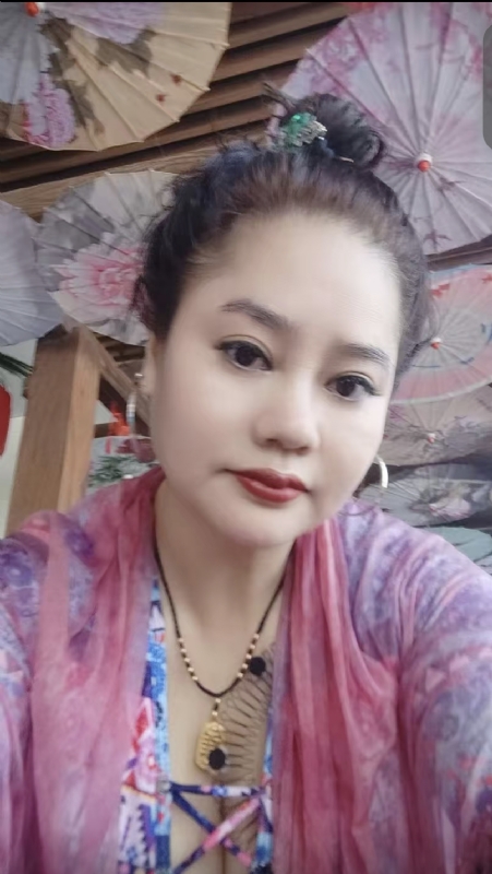 shi的第一张照片--阜阳相亲服务中心