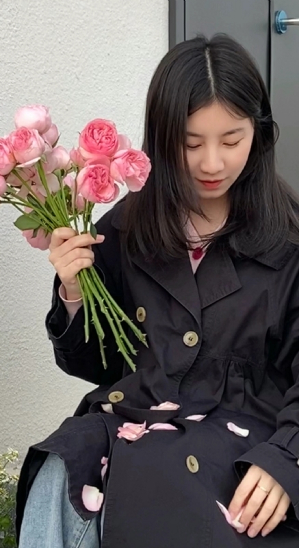 盐盐很甜的第二张照片--阜阳相亲服务中心