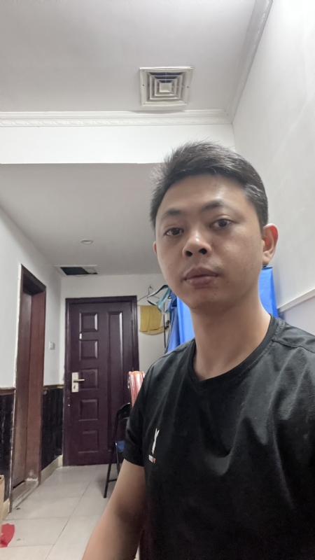 飞天猪的第一张照片--阜阳相亲服务中心