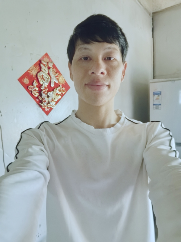 夏风微凉的第一张照片--阜阳相亲服务中心