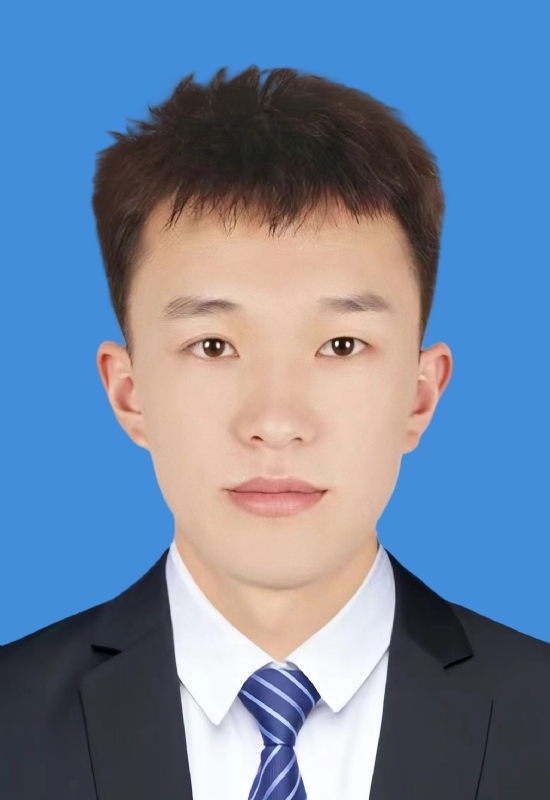 东子的第二张照片--阜阳相亲服务中心