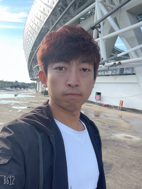 绅士大男孩的第一张照片--阜阳相亲服务中心