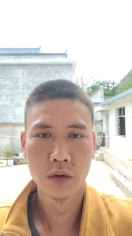 简单点的第一张照片--阜阳相亲服务中心