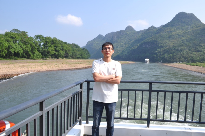 色色猪的第一张照片--阜阳相亲服务中心