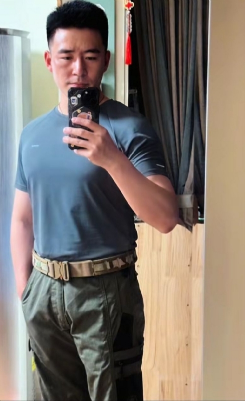 剑走偏锋的第一张照片--阜阳相亲服务中心