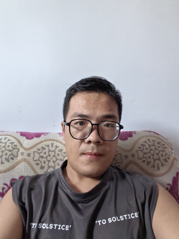 卫TF的第四张照片--阜阳相亲服务中心