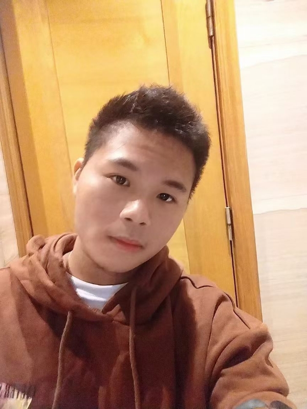 HYL1997的第一张照片--阜阳相亲服务中心