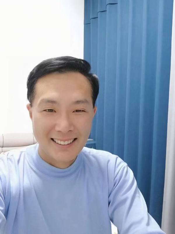 枫叶的第三张照片--阜阳相亲服务中心