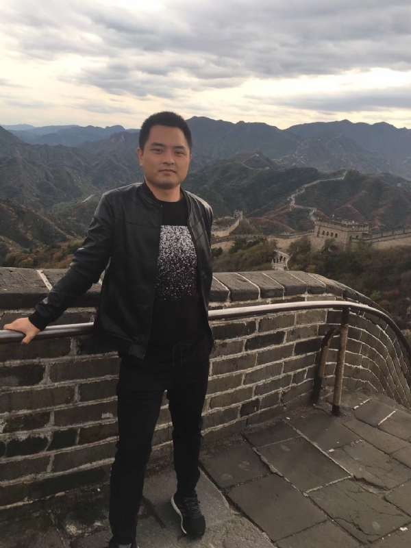 海阔天空的第一张照片--阜阳相亲服务中心