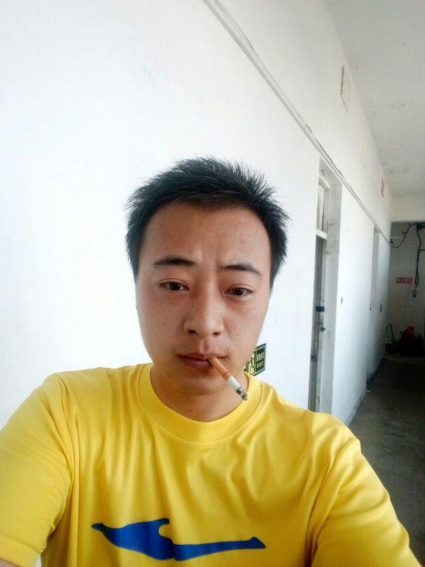 云淡风轻的第二张照片--阜阳相亲服务中心