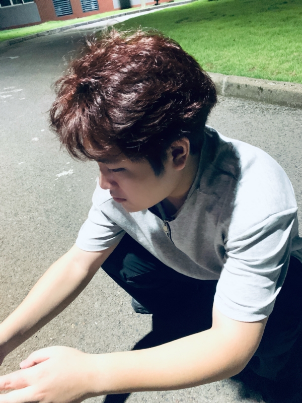 Apathy的第一张照片--阜阳相亲服务中心