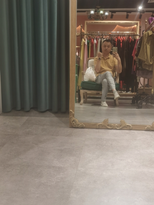 zhaofuwu的第一张照片--阜阳相亲服务中心