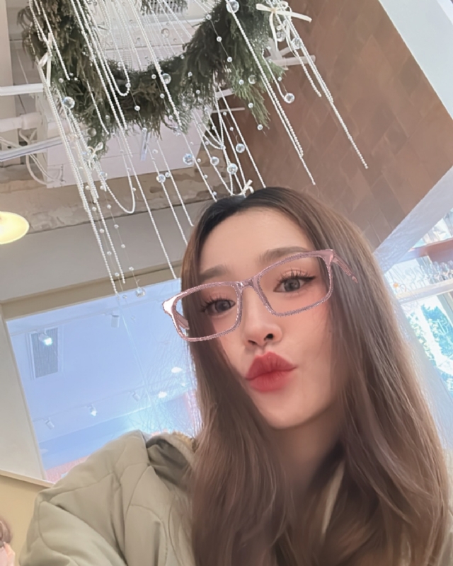 Claire的第二张照片--阜阳相亲服务中心