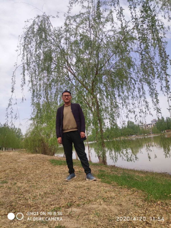 风中的烟头的第一张照片--阜阳相亲服务中心