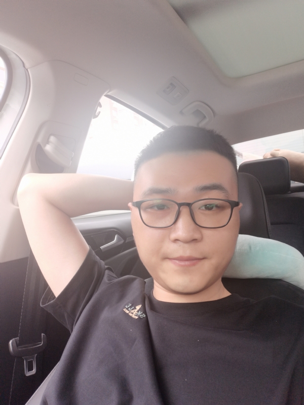 JingY的第一张照片--阜阳相亲服务中心