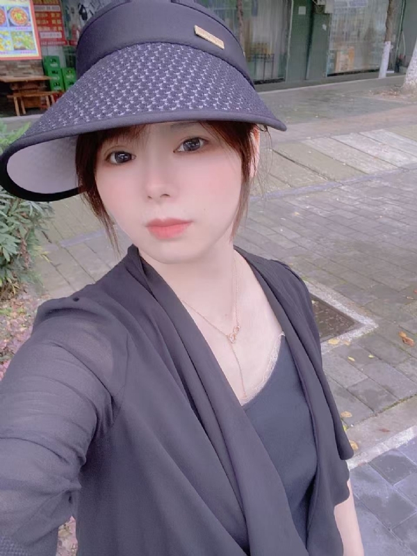 敏宝的第三张照片--阜阳相亲服务中心