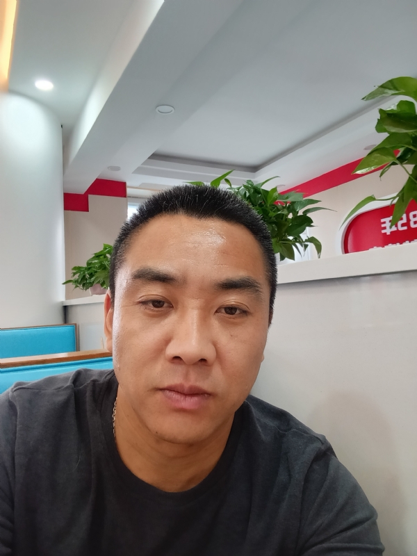 太阳的第三张照片--阜阳相亲服务中心