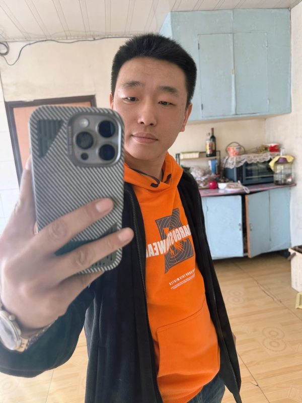 烟花易笑的第五张照片--阜阳相亲服务中心