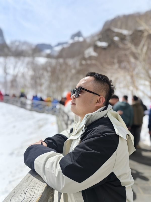 小龙的第一张照片--阜阳相亲服务中心