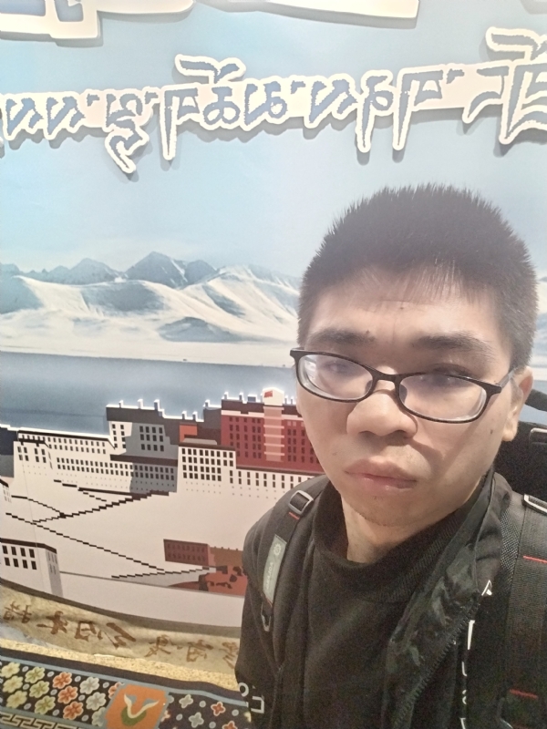 寻找幸福的第一张照片--阜阳相亲服务中心