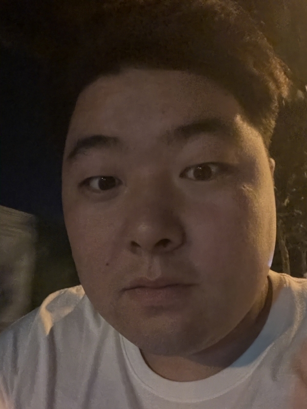 丹尼的第一张照片--阜阳相亲服务中心