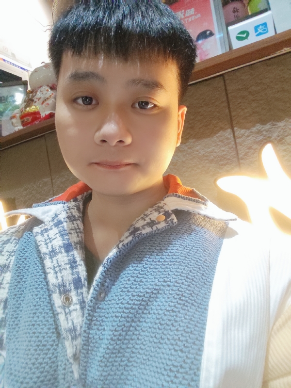 侯侯的第一张照片--阜阳相亲服务中心