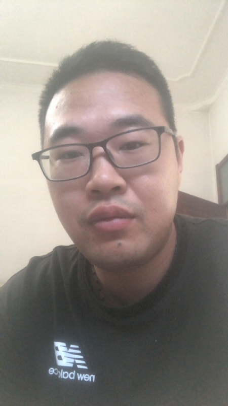 烟花的第一张照片--阜阳相亲服务中心