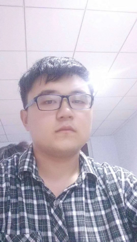 颜色不一样的黄的第一张照片--阜阳相亲服务中心