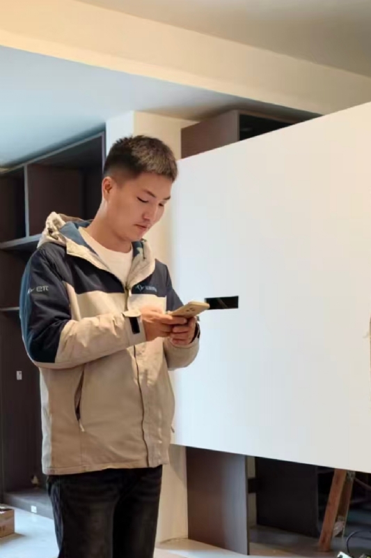 熊展的第一张照片--阜阳相亲服务中心