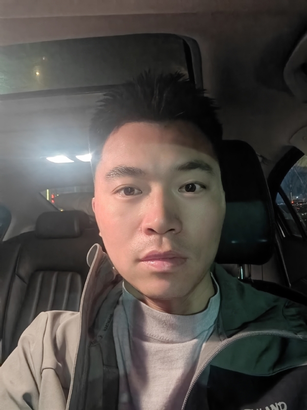 讲不出再见的第二张照片--阜阳相亲服务中心