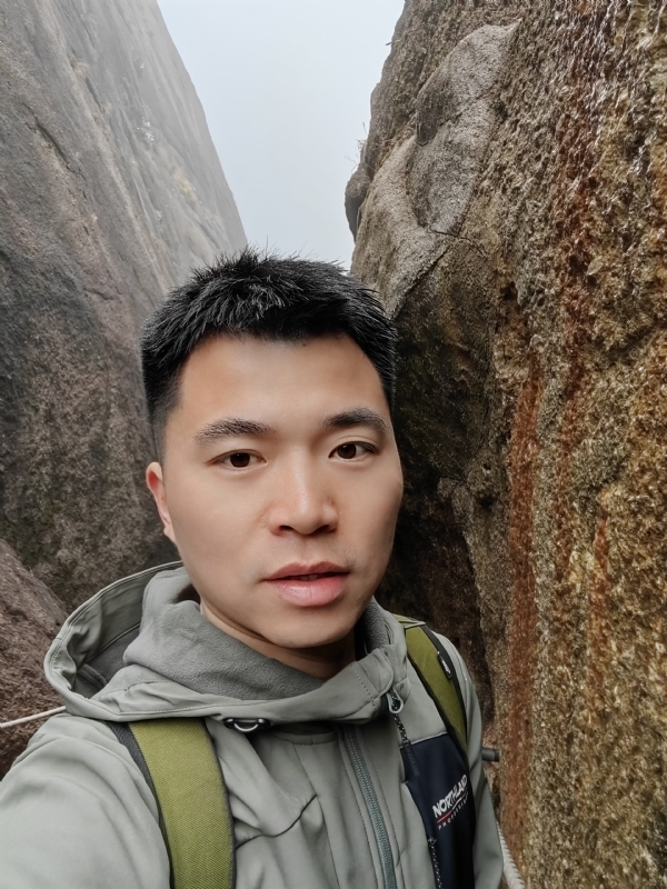 讲不出再见的第四张照片--阜阳相亲服务中心