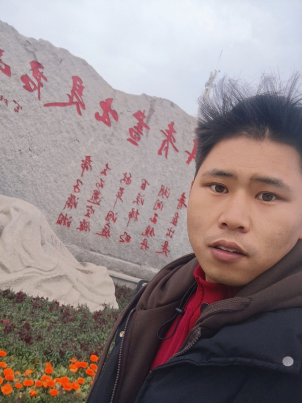 迎春的第一张照片--阜阳相亲服务中心