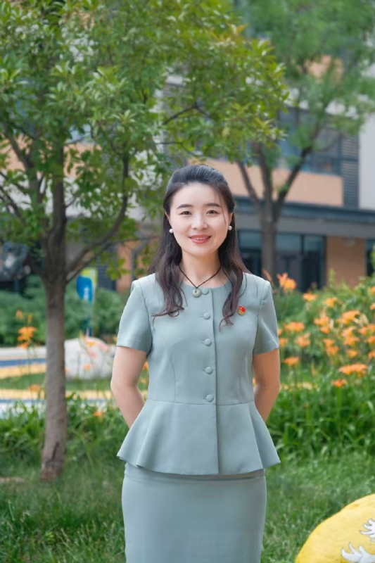 弯弯的第一张照片--阜阳相亲服务中心