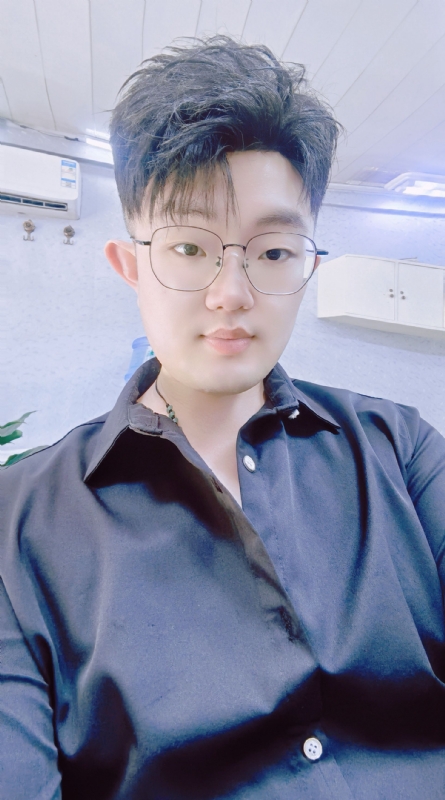 赵财进宝的第二张照片--阜阳相亲服务中心