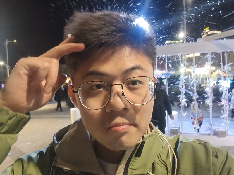 独揽星河的第一张照片--阜阳相亲服务中心