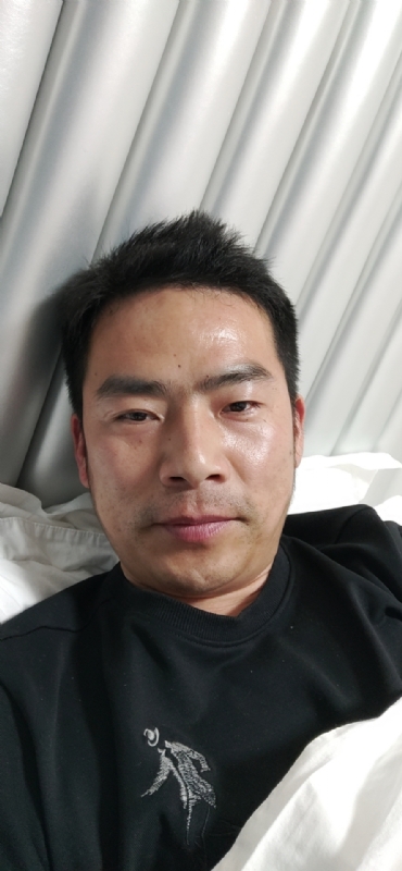 携手共进的第一张照片--阜阳相亲服务中心