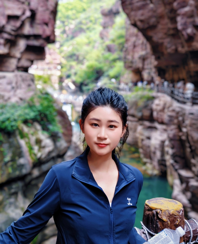 小S的第二张照片--阜阳相亲服务中心