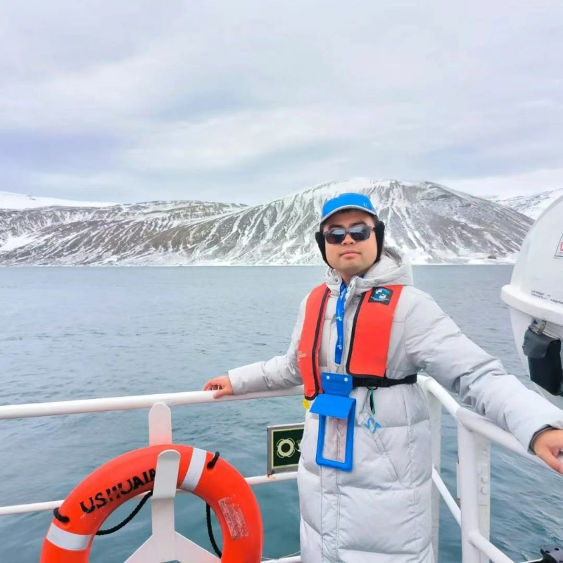 欢乐的笑的第三张照片--阜阳相亲服务中心