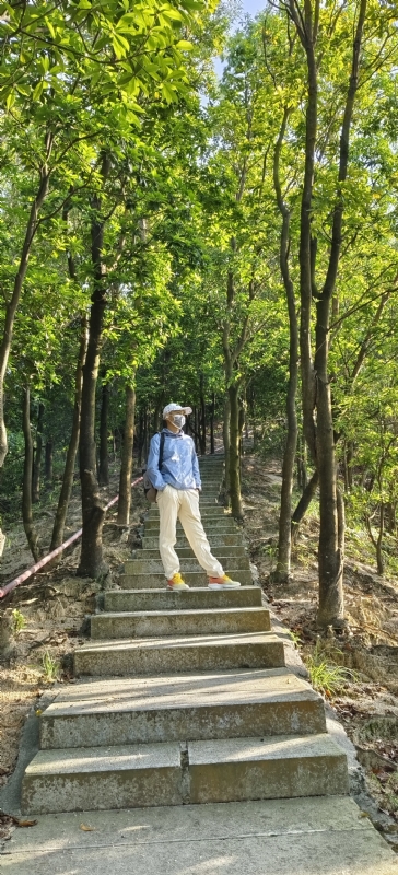 书衣的第三张照片--阜阳相亲服务中心